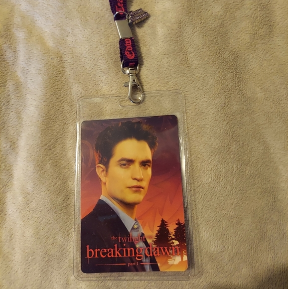 NWT Original Twilight Saga Breaking Dawn Edward Cullen Lanyard 🧛♂️ - Picture 2 of 6
